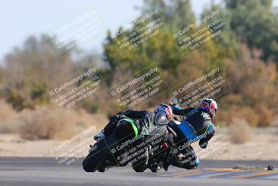 media/Dec-18-2022-SoCal Trackdays (Sun) [[8099a50955]]/Turn 7 Backside (1125am)/